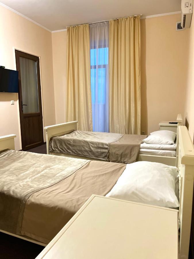 New Continent Hotell Bushtyno Exteriör bild